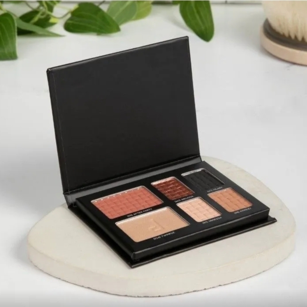 New And Sealed! Doucce Eyeshadow, Blush, & Highlighter Palette Eyeshadow